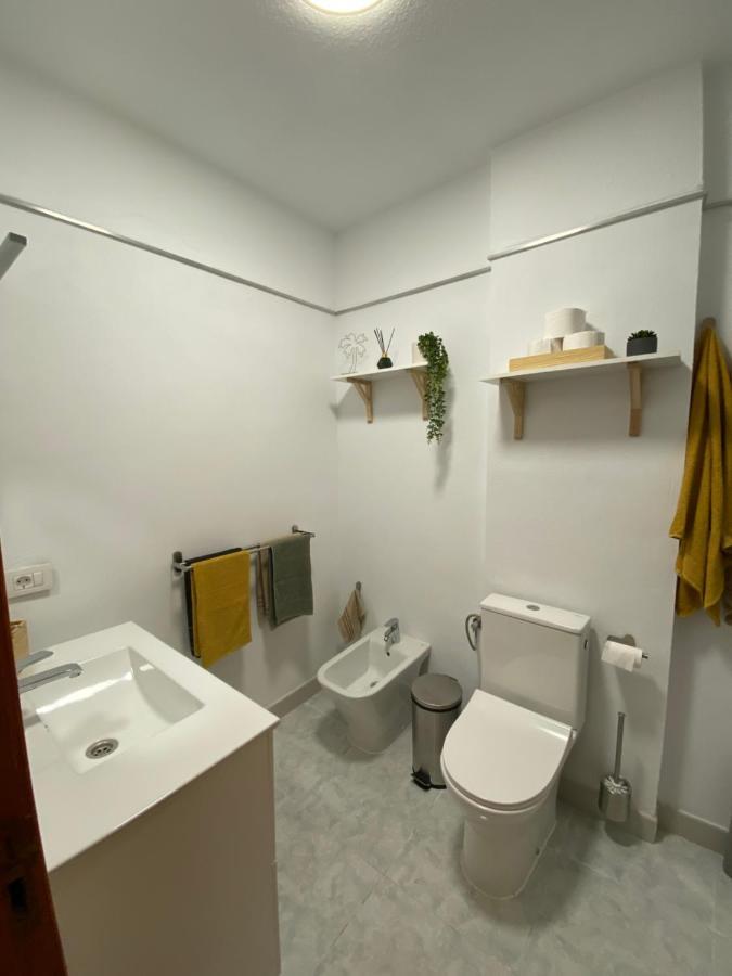 Apartamento Moderno Y Familiar Live Santa Cruz Centro Luaran gambar